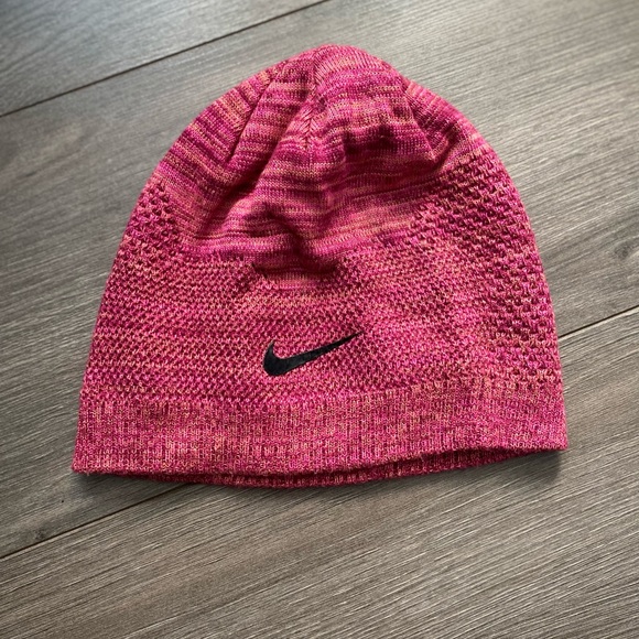 Nike Beanie - Picture 1 of 1